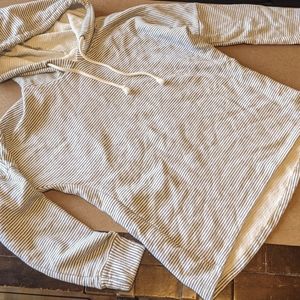 O'Neill pullover hooded sweatshirt